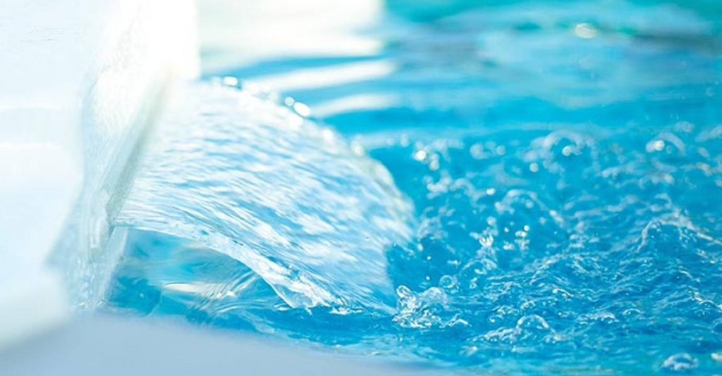 ​​​​hot tub water chemical treatment